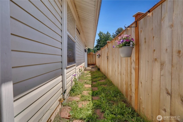 641 3rd Ave S, Kent, WA 98032 - view of yard