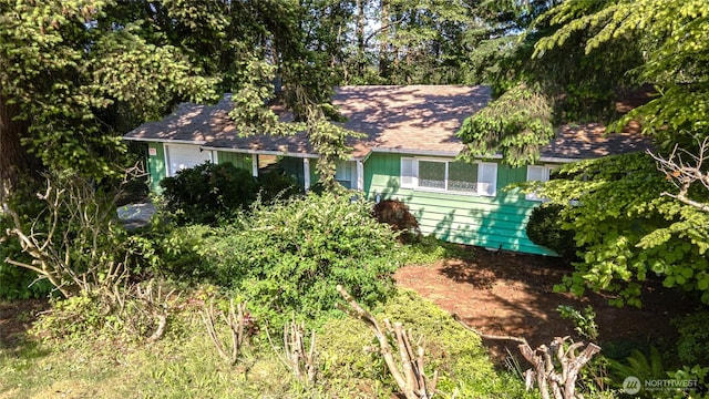 29604 22nd S, Federal Way, WA 98003 - view of front of home with roof with shingles