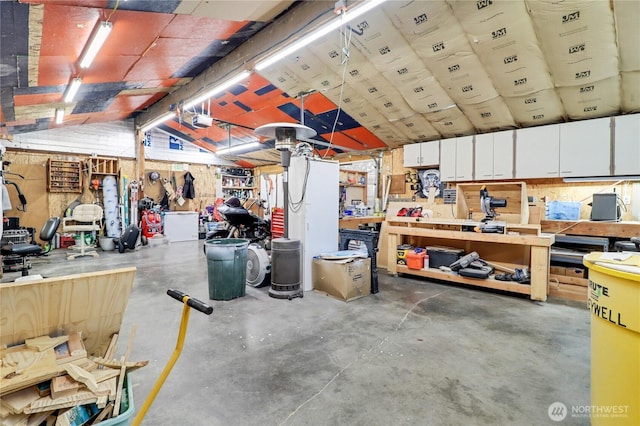 108 2nd St SE, Rainier, WA 98576 - garage featuring a workshop area
