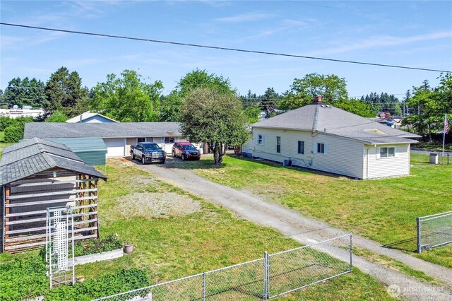 108 2nd St SE, Rainier, WA 98576 - view of side of home