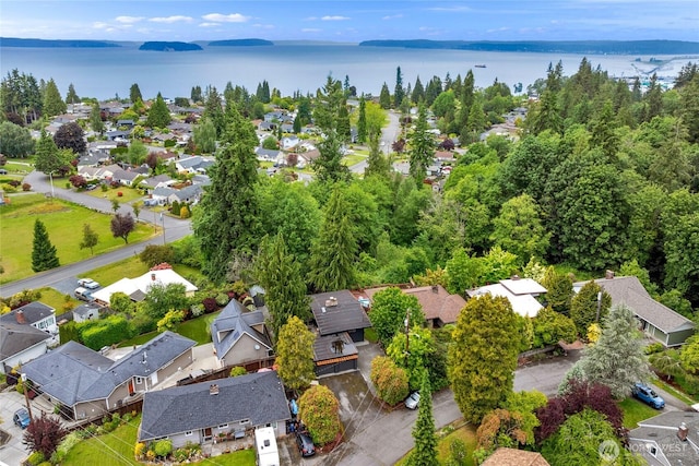 406 Center Pl, Everett, WA 98203 - aerial view of residential area featuring a nearby body of water