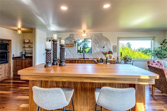 1716 E 4th St, Port Angeles, WA 98362 - dining area featuring plenty of natural light, dark wood-type flooring, and recessed lighting