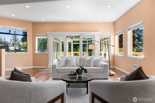 1550 N Narrows Dr, Tacoma, WA 98406 - living room featuring wood finished floors and recessed lighting