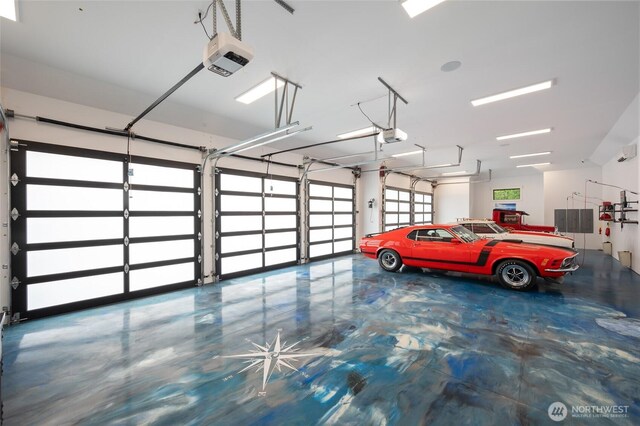 106 Shypoke Pl, Entiat, WA 98822 - garage featuring a garage door opener