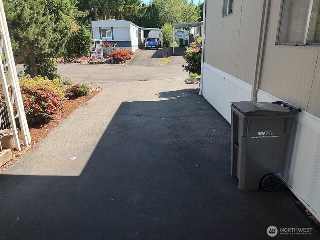 2200 196th St SE Unit 45, Bothell, WA 98012 - view of asphalt driveway