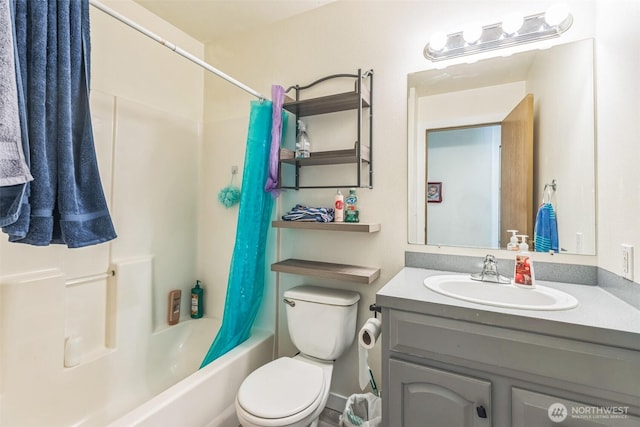 642 Sprague Valley Dr, Maple Falls, WA 98266 - full bathroom featuring toilet, vanity, and shower / bath combo with shower curtain