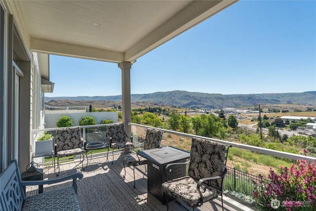 1080 Sunset Ln, Chelan, WA 98816 - balcony with a mountain view