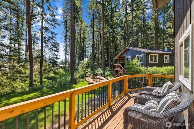 671 W Pacific Ave, Ronald, WA 98940 - wooden deck featuring a lawn