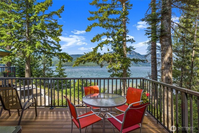 671 W Pacific Ave, Ronald, WA 98940 - deck featuring a water view and outdoor dining space
