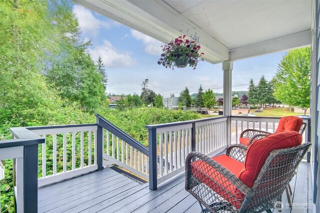300 Cascade Ave, Granite Falls, WA 98252 - view of wooden porch