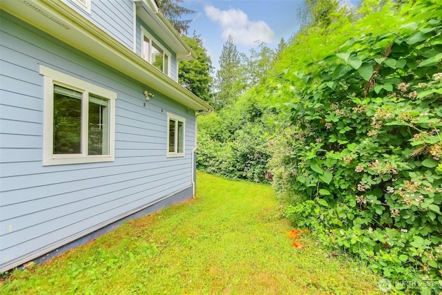 300 Cascade Ave, Granite Falls, WA 98252 - view of green lawn