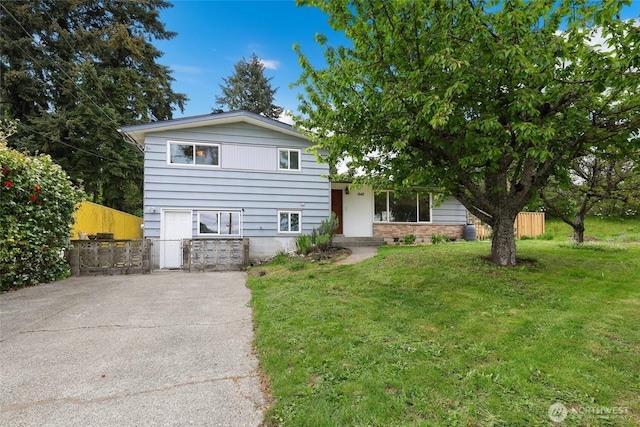 1642 Browns Point Blvd, Tacoma, WA 98422 - view of tri-level home