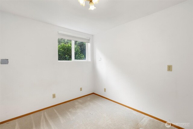 1642 Browns Point Blvd, Tacoma, WA 98422 - carpeted spare room featuring baseboards