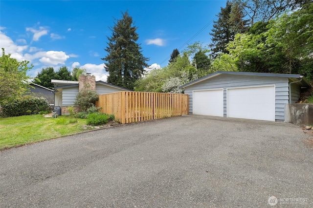 1642 Browns Point Blvd, Tacoma, WA 98422 - view of detached garage