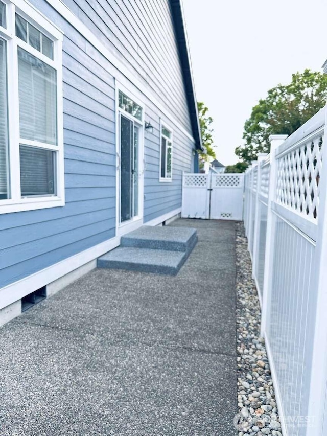 1436 Latham Ct, Dupont, WA 98327 - view of yard