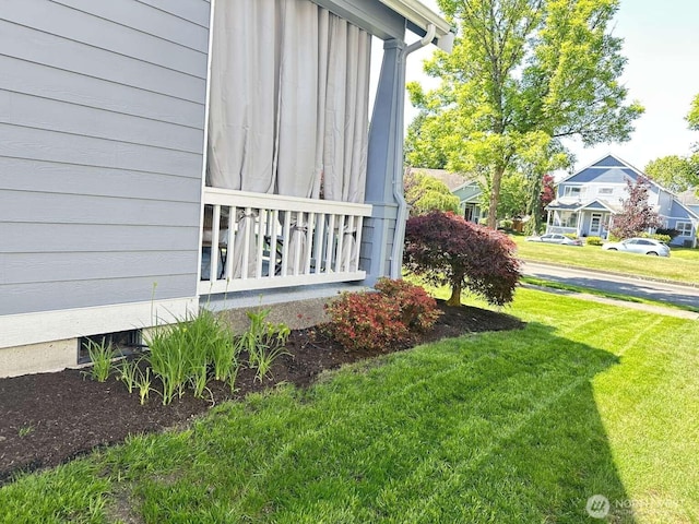 1436 Latham Ct, Dupont, WA 98327 - view of side of home with a yard