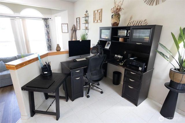 21266 Lafayette Rd, Sedro Woolley, WA 98284 - office area with baseboards