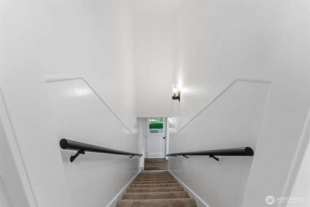 638 SW 299th Pl, Federal Way, WA 98023 - stairway featuring baseboards and carpet