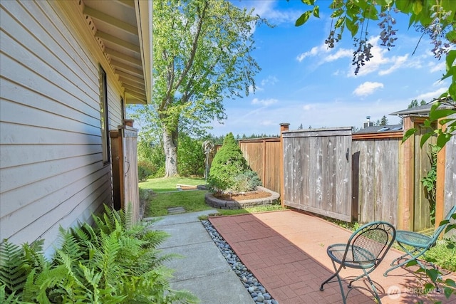 8929 48th Pl W, Mukilteo, WA 98275 - view of patio