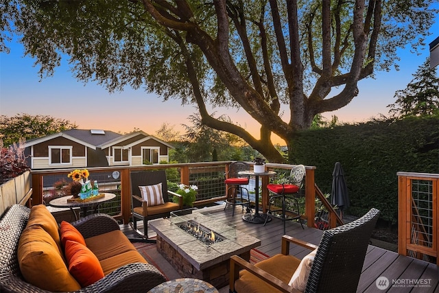 5613 21st Ave SW, Seattle, WA 98106 - view of wooden deck