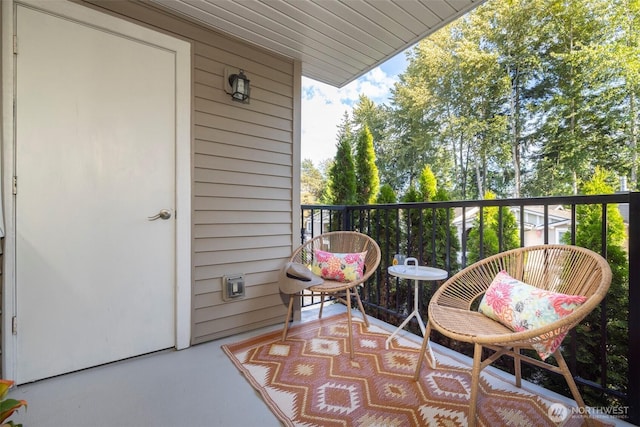 11215 NE 128th St Unit L-203, Kirkland, WA 98034 - view of balcony