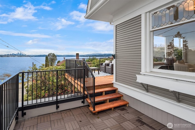 3807 E Jefferson St, Seattle, WA 98122 - balcony featuring a water view