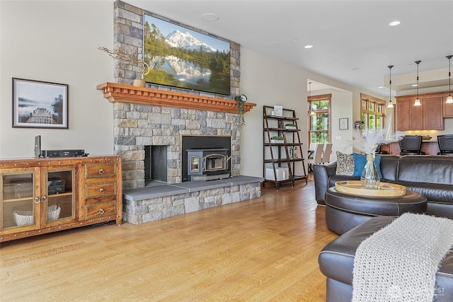 3430 Sevenich Dr, Everett, WA 98201 - living area with wood finished floors and recessed lighting