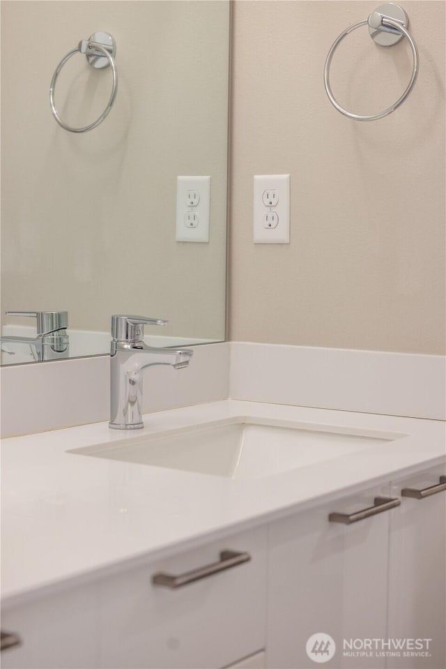 33488 Golden Lakes Ln SE, Black Diamond, WA 98010 - bathroom with vanity