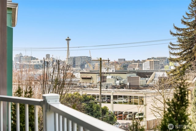 1906 Franklin Pl E Unit 103, Seattle, WA 98102 - photo 1