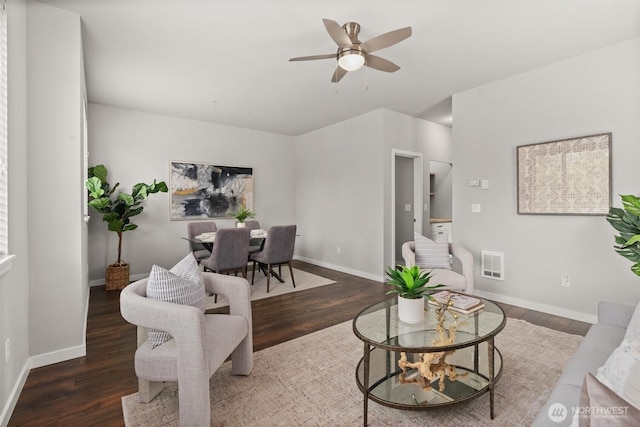 1900 Weaver Rd Unit C106, Snohomish, WA 98290 - living room with wood finished floors and ceiling fan