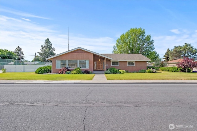 742 I St SW, Quincy, WA 98848 - view of ranch-style home