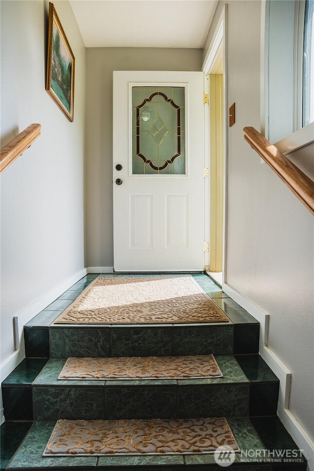 5363 Reese Hill Rd, Sumas, WA 98295 - stairway featuring baseboards