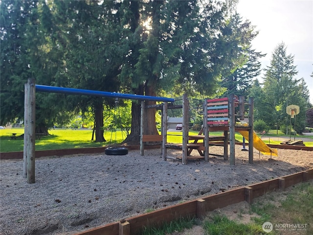 5505 Windemere Dr SE, Olympia, WA 98501 - community playground with a lawn
