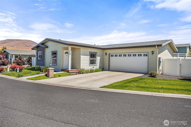 200 Bridle Way Unit 249, Yakima, WA 98901 - ranch-style home with a garage and driveway