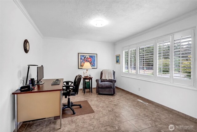 8402 57th Ave E, Puyallup, WA 98371 - home office with crown molding, a textured ceiling, and baseboards