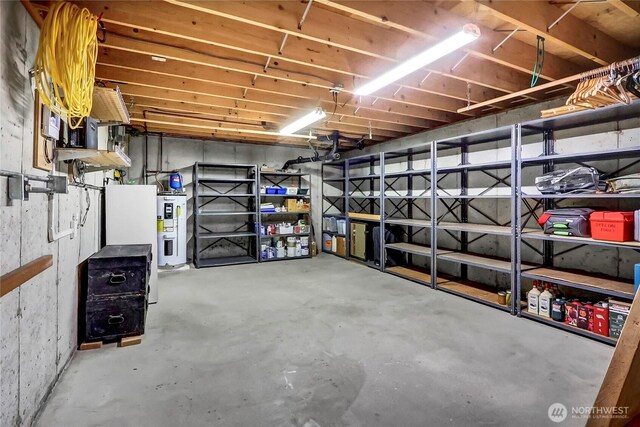 8402 57th Ave E, Puyallup, WA 98371 - storage area featuring water heater