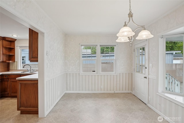 636 20th Ave, Longview, WA 98632 - unfurnished dining area featuring a sink