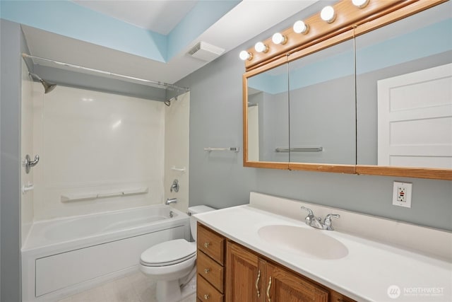 636 20th Ave, Longview, WA 98632 - full bath featuring vanity, washtub / shower combination, and tile patterned floors