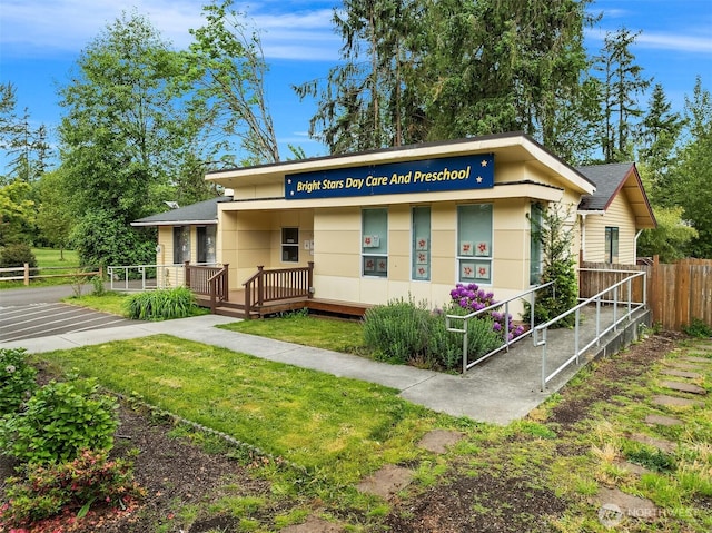 740 4th Ave NW, Issaquah, WA 98027 - view of front of home