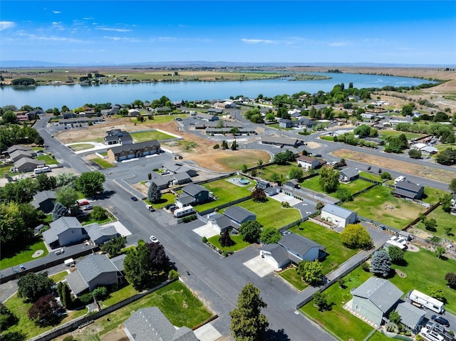 7690 Mcdougall Ave NE, Moses Lake, WA 98837 - view of property location featuring a nearby body of water and nearby suburban area
