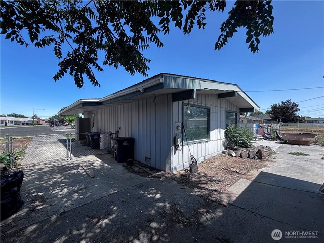 927 E Cherry Ave, Moses Lake, WA 98837 - photo 4