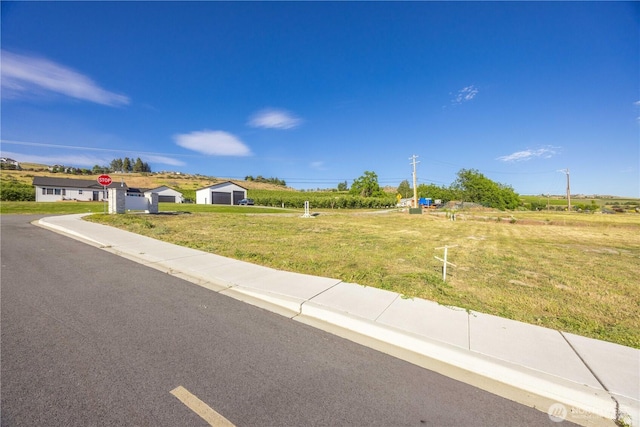 25 Sailing Hawk Ln, Manson, WA 98831