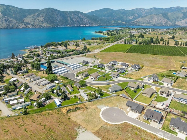 25 Sailing Hawk Ln, Manson, WA 98831