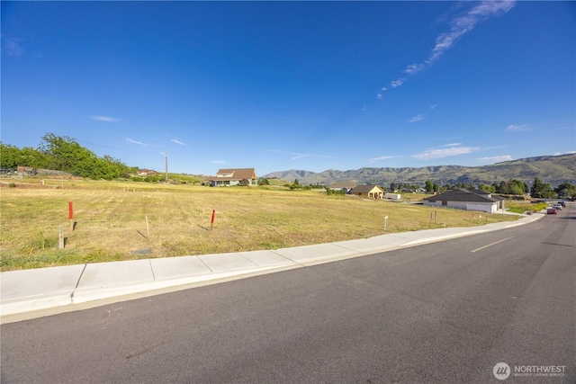 47 Sailing Hawk Ln, Manson, WA 98831