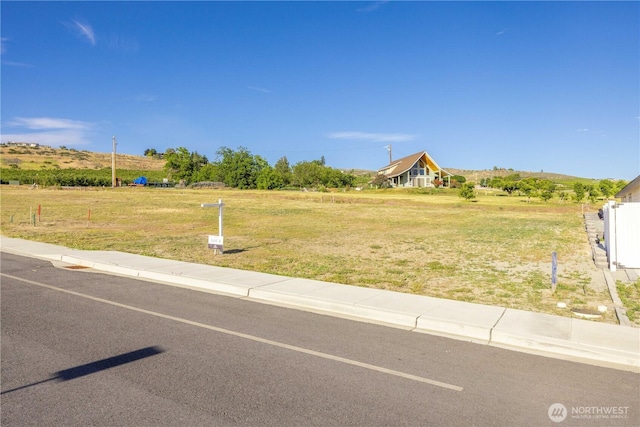 73 Sailing Hawk Ln, Manson, WA 98831