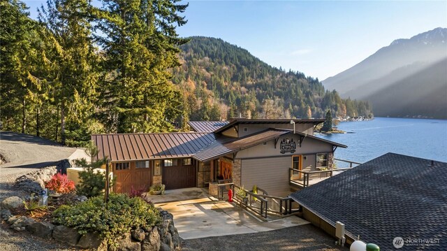 76 Thompson Point Rd, Port Angeles, WA 98363 - view of mountain backdrop with a large body of water