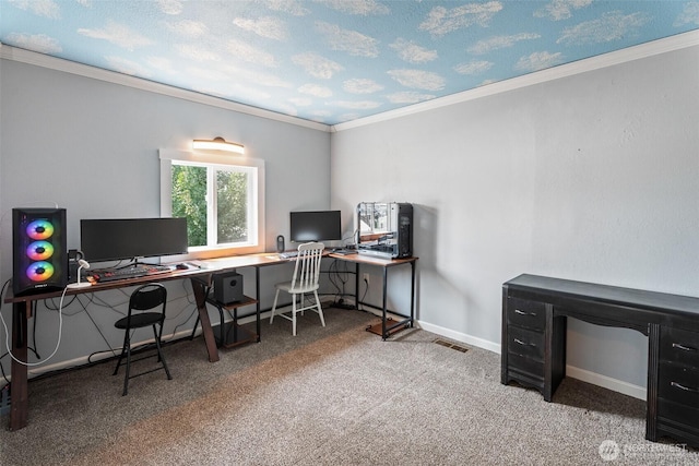 1598 Tedford St SE, East Wenatchee, WA 98802 - carpeted office space with crown molding