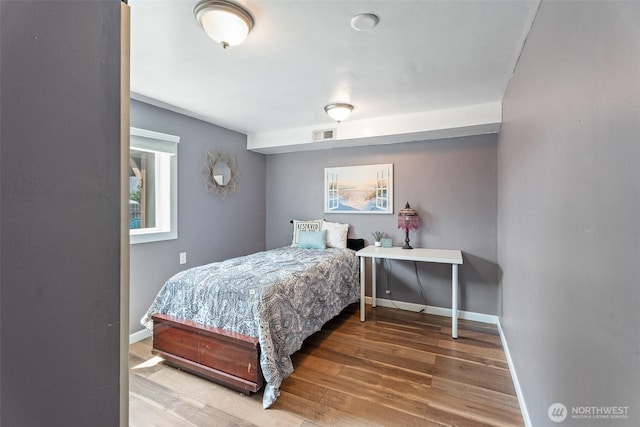 1598 Tedford St SE, East Wenatchee, WA 98802 - bedroom featuring wood finished floors and baseboards