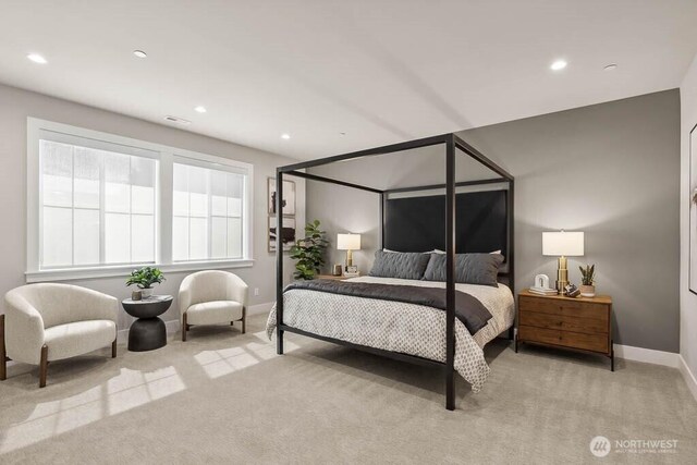 215 8th Ave W, Kirkland, WA 98033 - bedroom with light colored carpet, baseboards, and recessed lighting