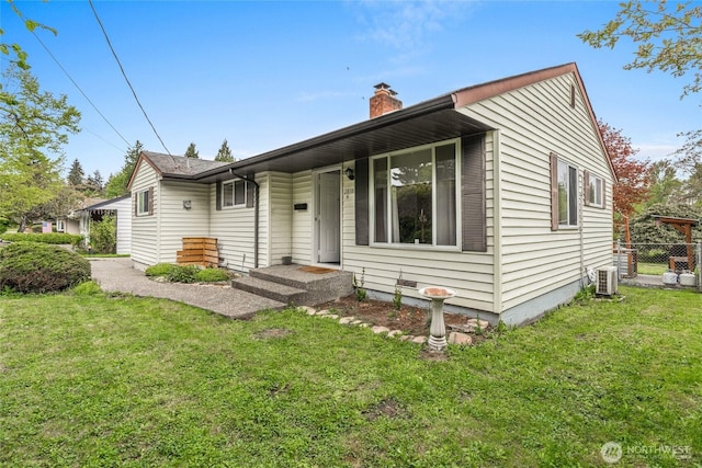 2838 SW 106th St, Seattle, WA 98146 - view of front of property featuring a chimney